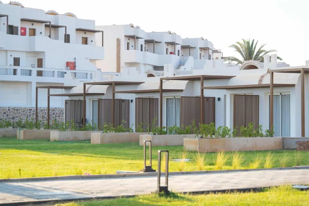 Acel Beach Resort Hotel: another view