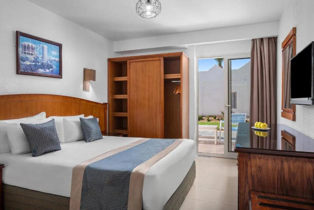 Albatros Sharm Resort by Pickalbatros: another view
