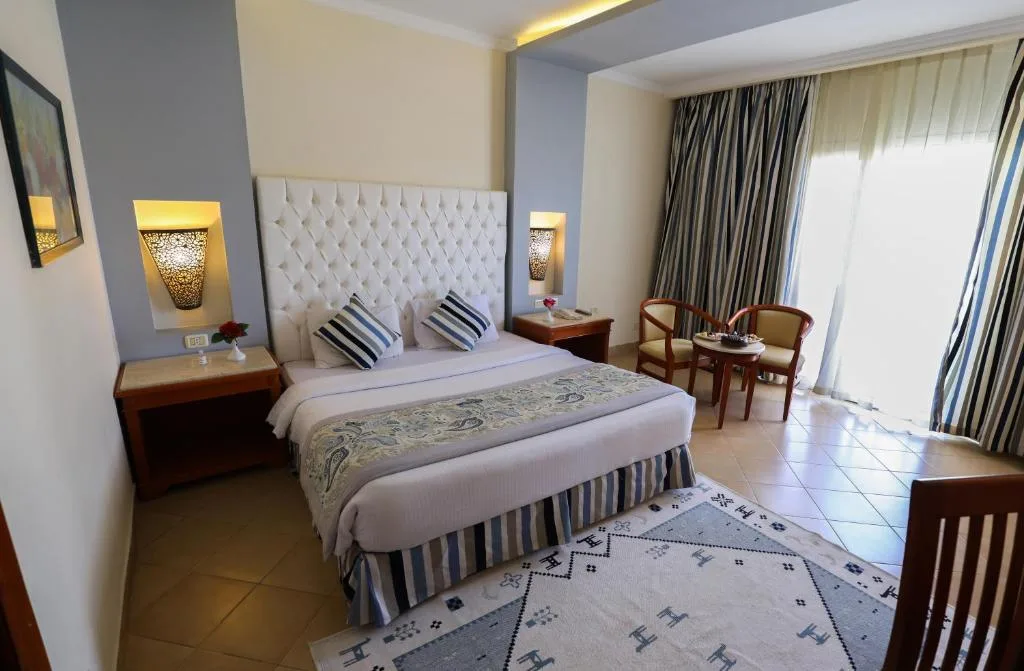Amwaj Oyoun Resort: another view