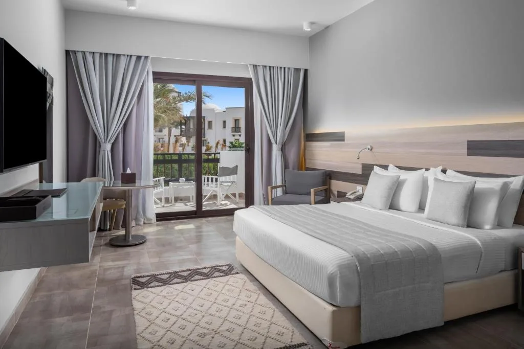Ancient Sands Golf Resort and Residences: another view