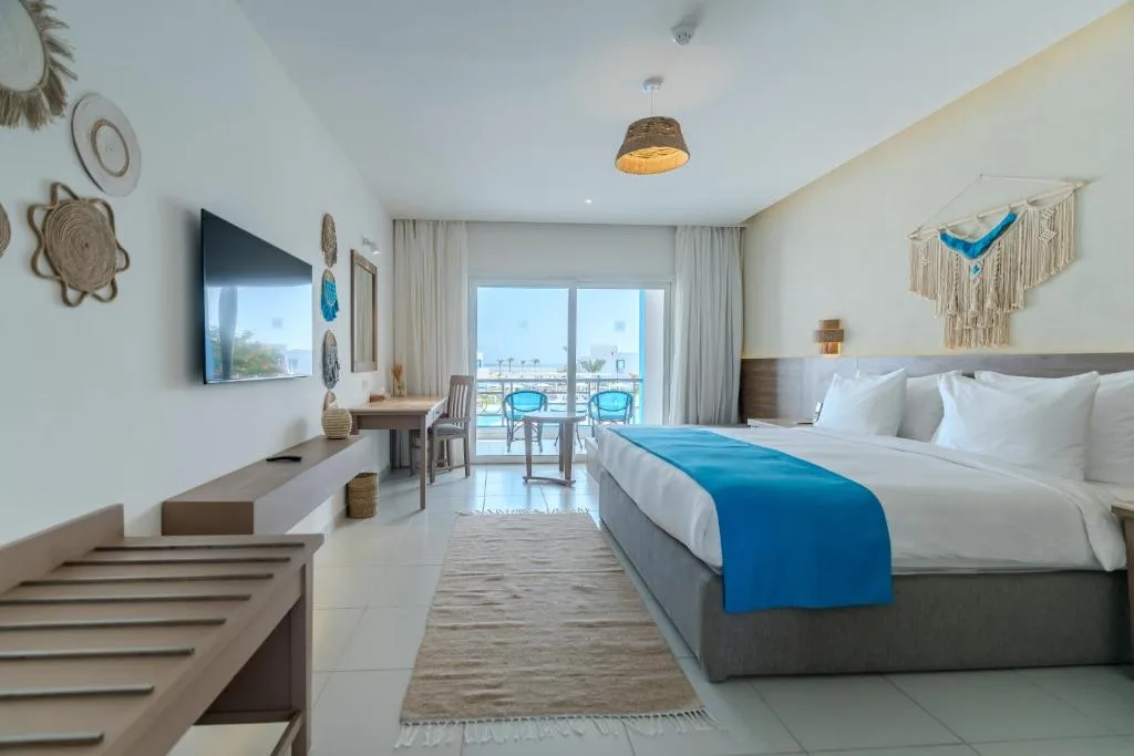Casa Blue Resort: another view