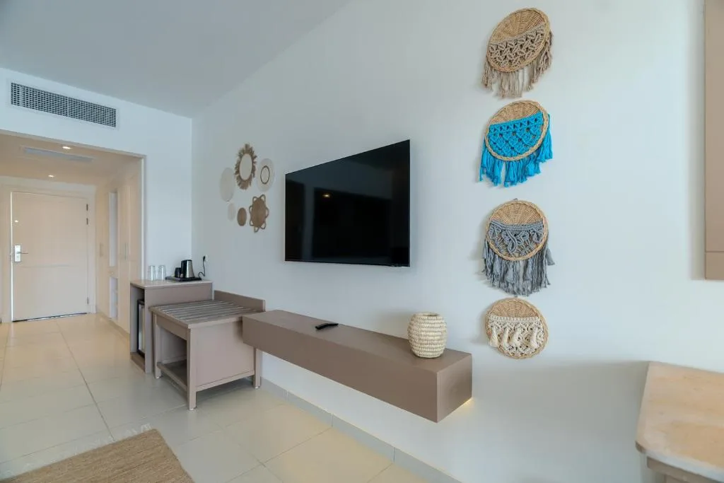 Casa Blue Resort: another view