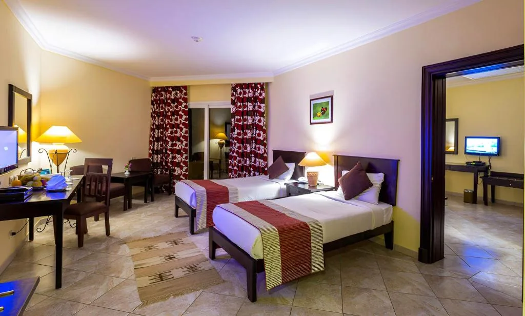 Casa Mare Resort: another view