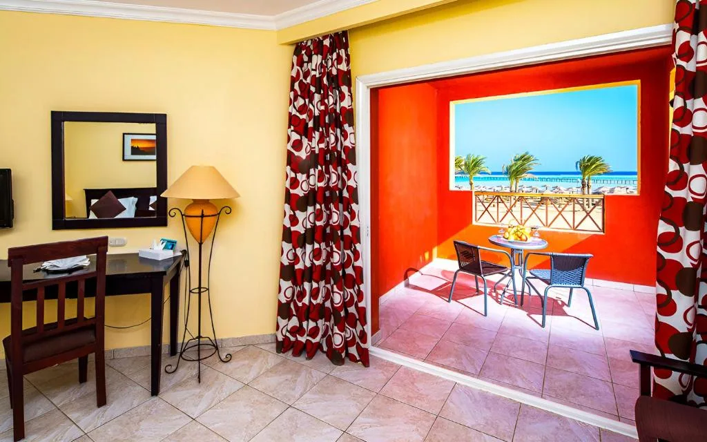 Casa Mare Resort: another view