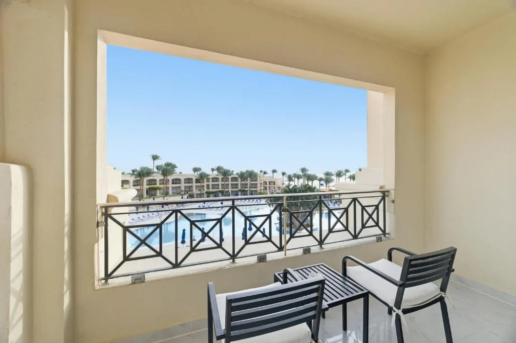 Cleopatra Luxury Resort Sharm El Sheikh: another view