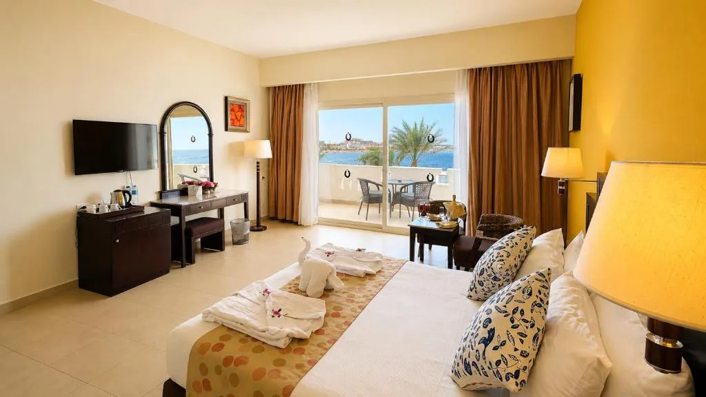Coral Sun Beach: another view