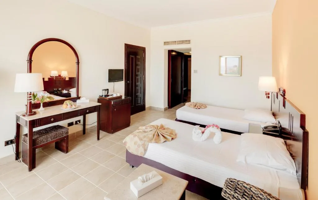 Coral Sun Beach: another view