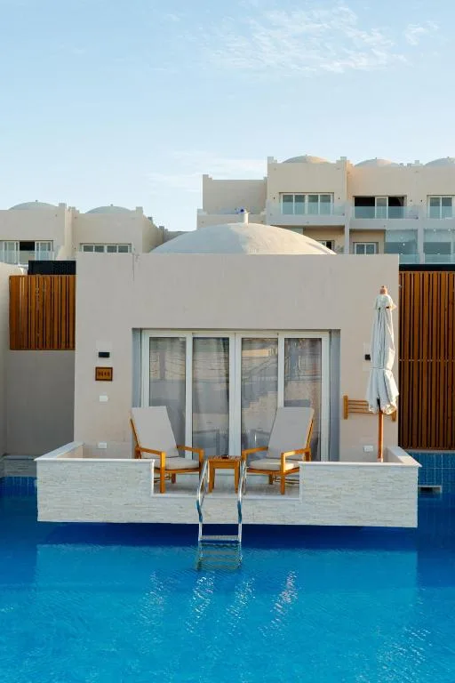 Diamond Beach By Pearl Resort: another view