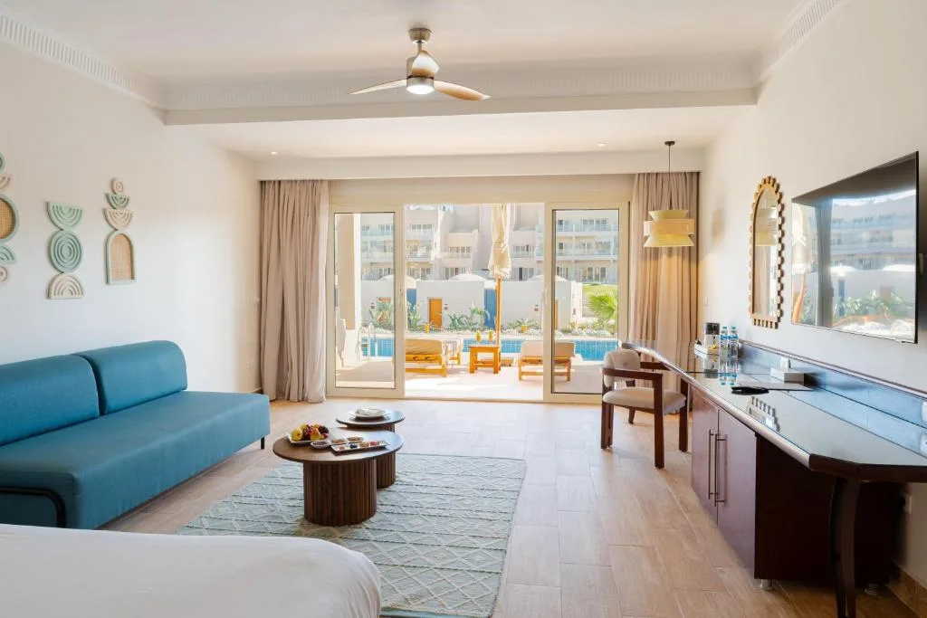 Diamond Beach By Pearl Resort: another view