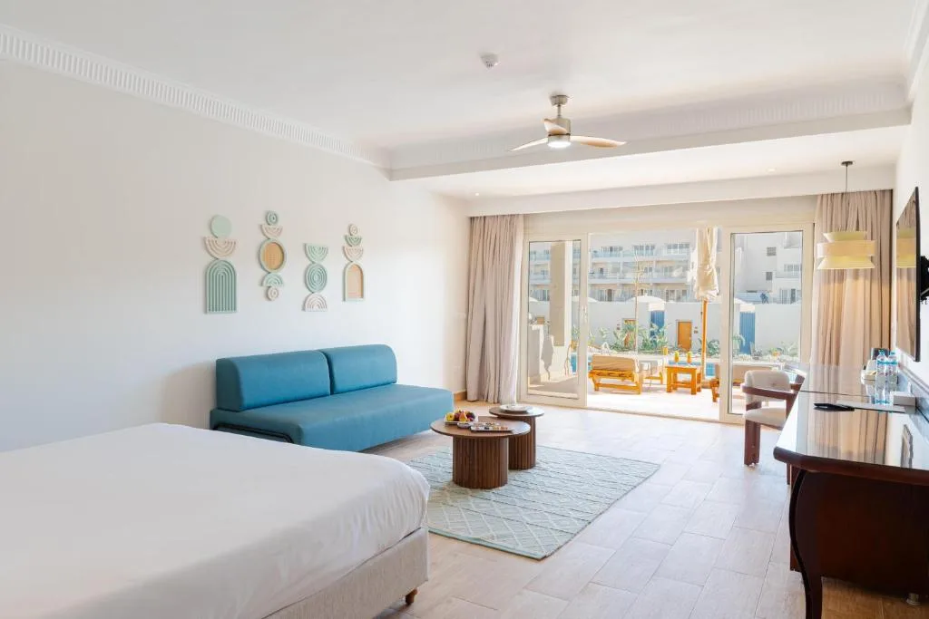 Diamond Beach By Pearl Resort: another view