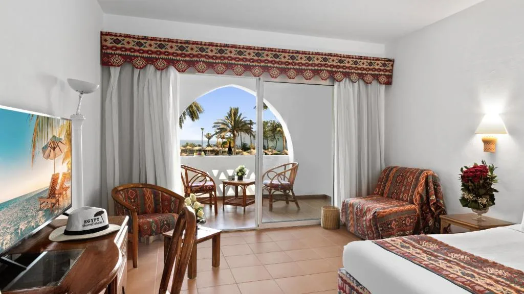 Domina Coral Bay Resort, Diving, Spa & Casino: another view