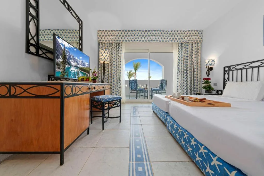 Domina Coral Bay Resort, Diving, Spa & Casino: another view