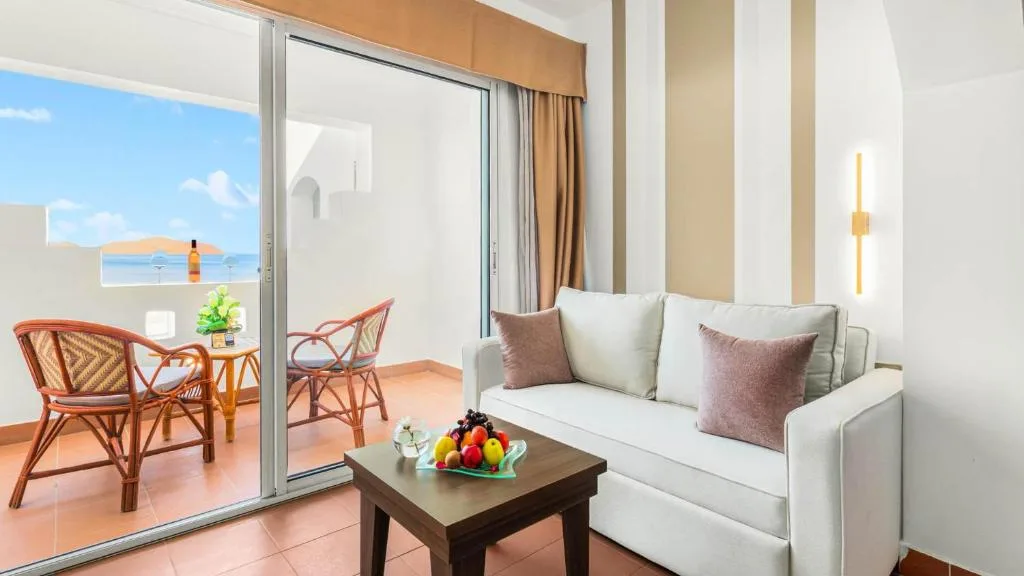 Domina Coral Bay Resort, Diving, Spa & Casino: another view
