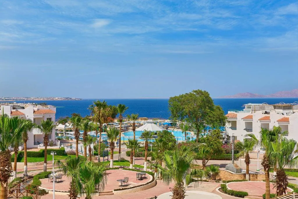 Dreams Beach Resort: another view