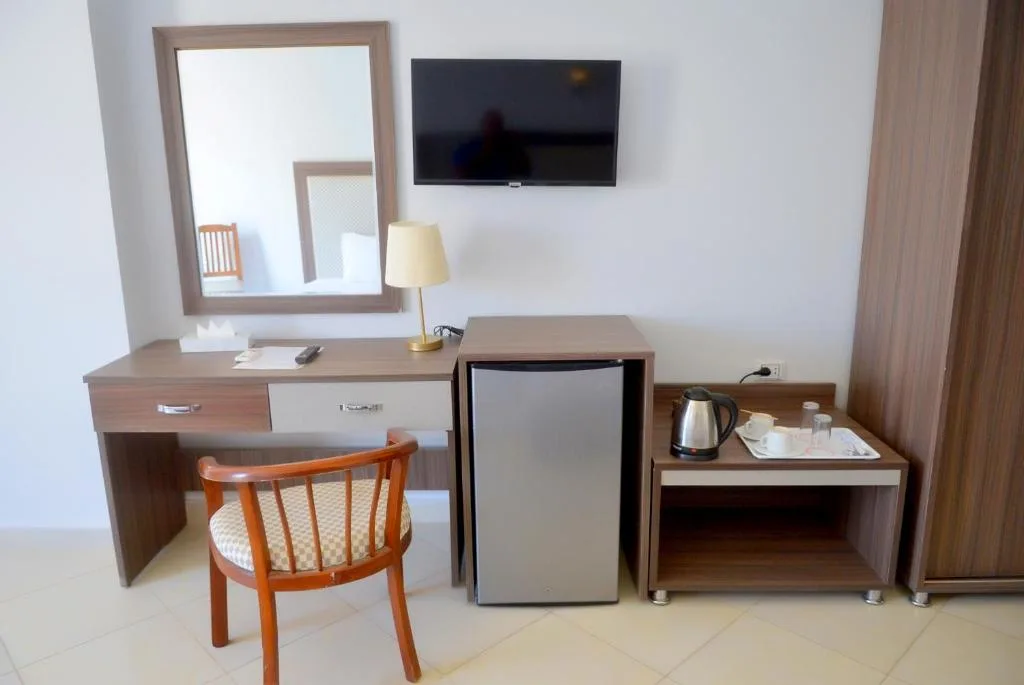 Elite Sea Sky Beach Resort: another view