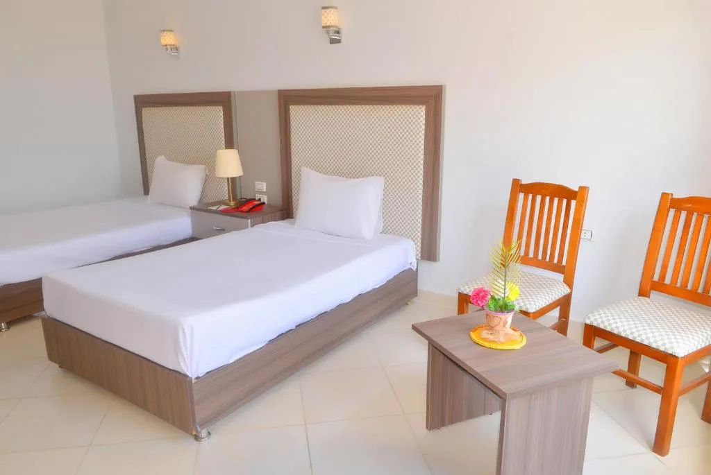 Elite Sea Sky Beach Resort: another view