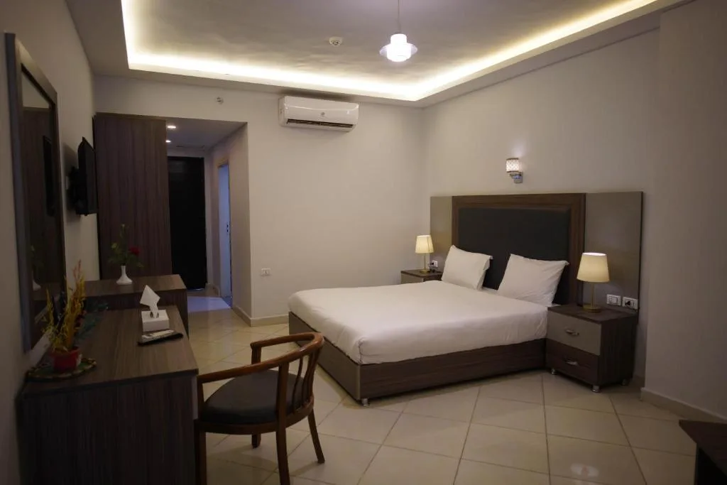 Elite Sea Sky Beach Resort: another view