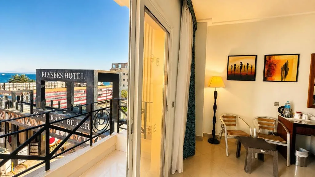 Elysees Dream Beach Hotel: another view