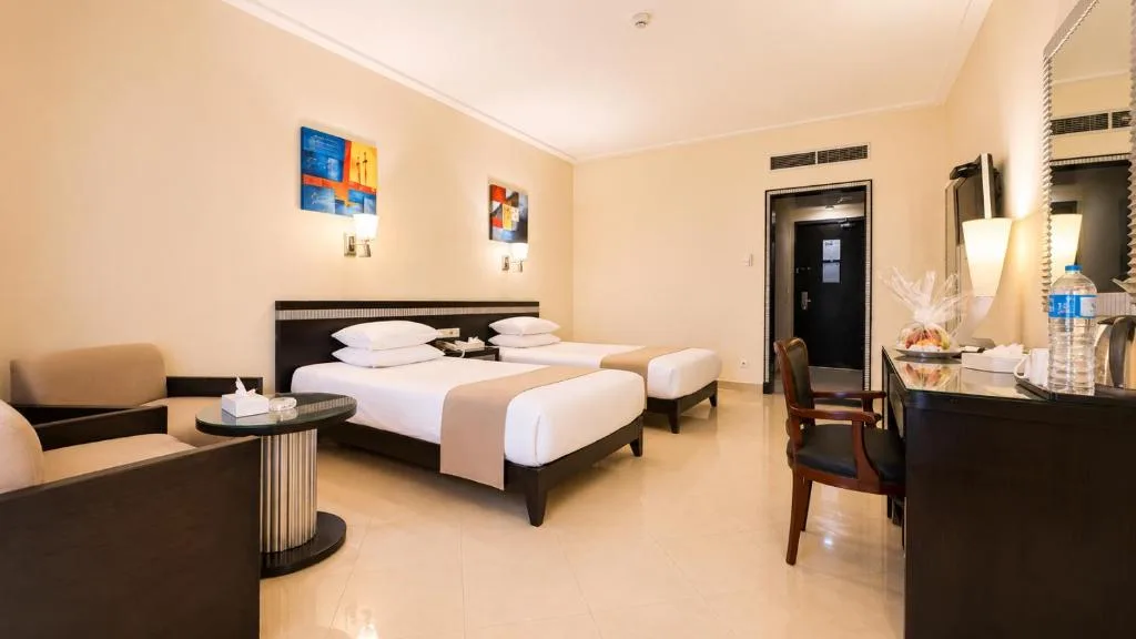 Elysees Dream Beach Hotel: another view