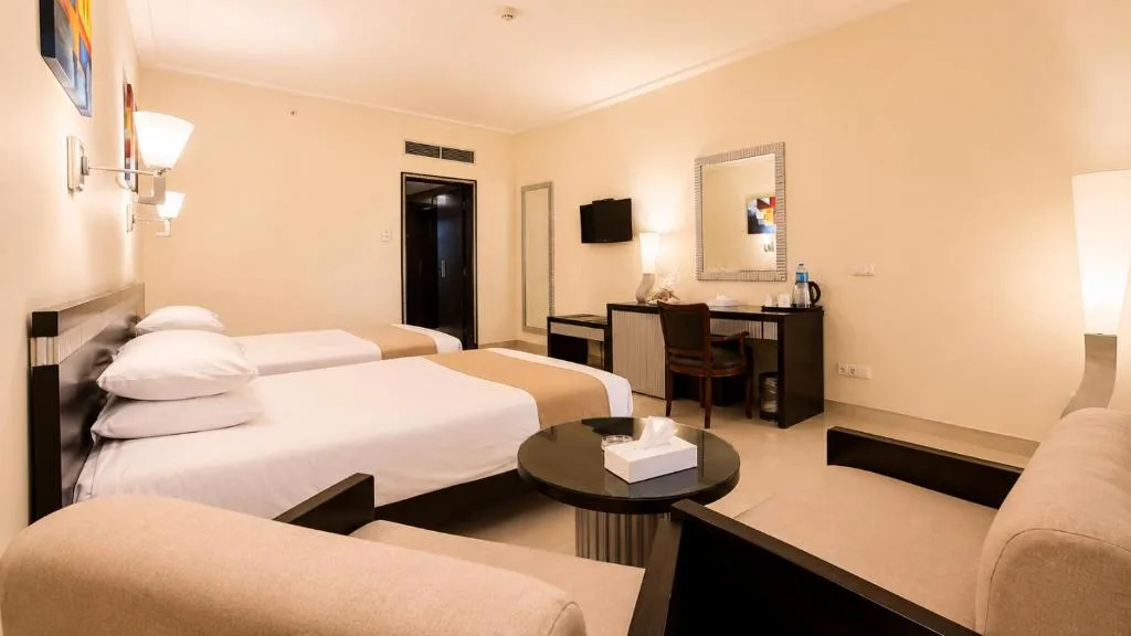 Elysees Dream Beach Hotel: another view