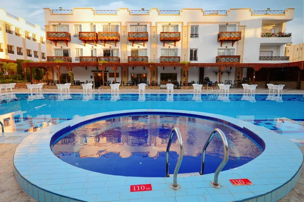 Falcon Naama Star Hotel: another view