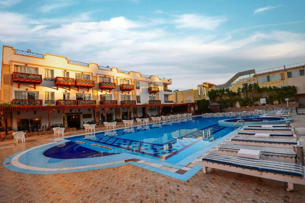 Falcon Naama Star Hotel: another view
