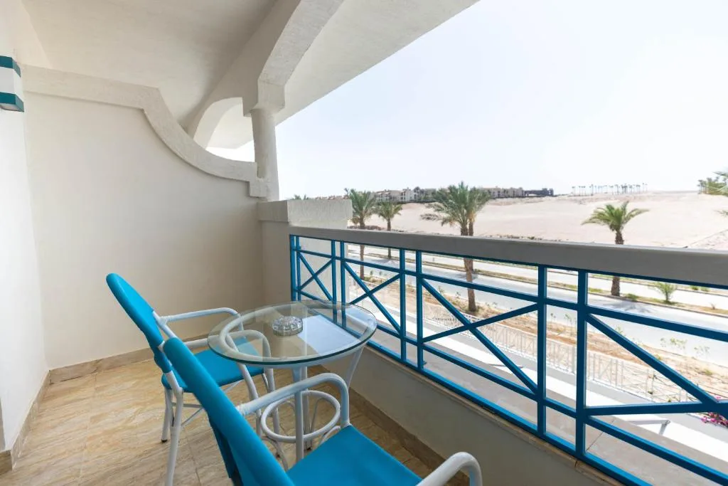Flow Spectrum Resort Sahl Hasheesh: another view