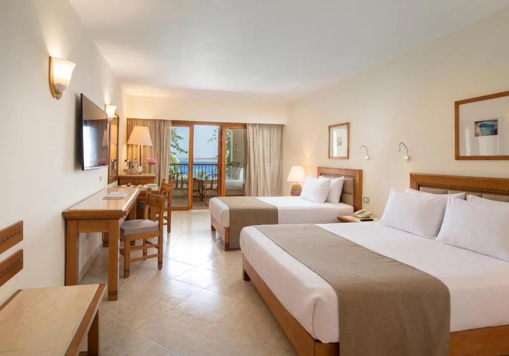 Fort Arabesque Resort, Spa & Villas: another view