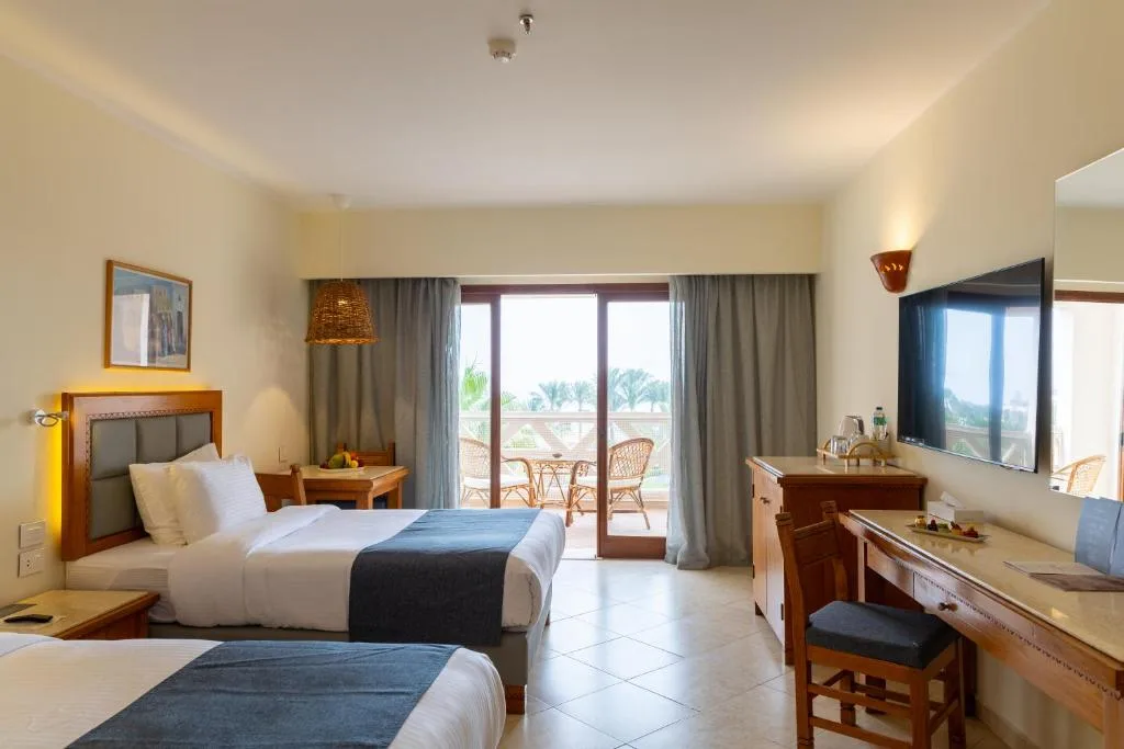 Fort Arabesque Resort, Spa & Villas: another view