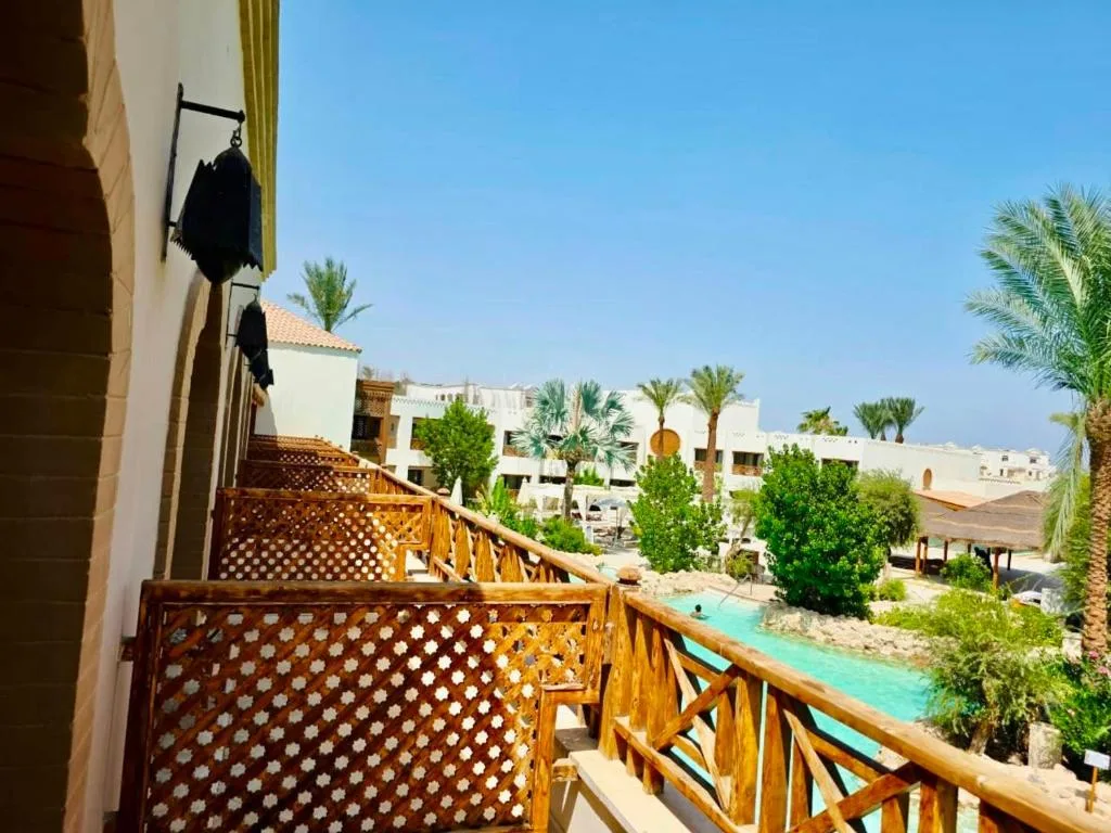 Ghazala Gardens: another view