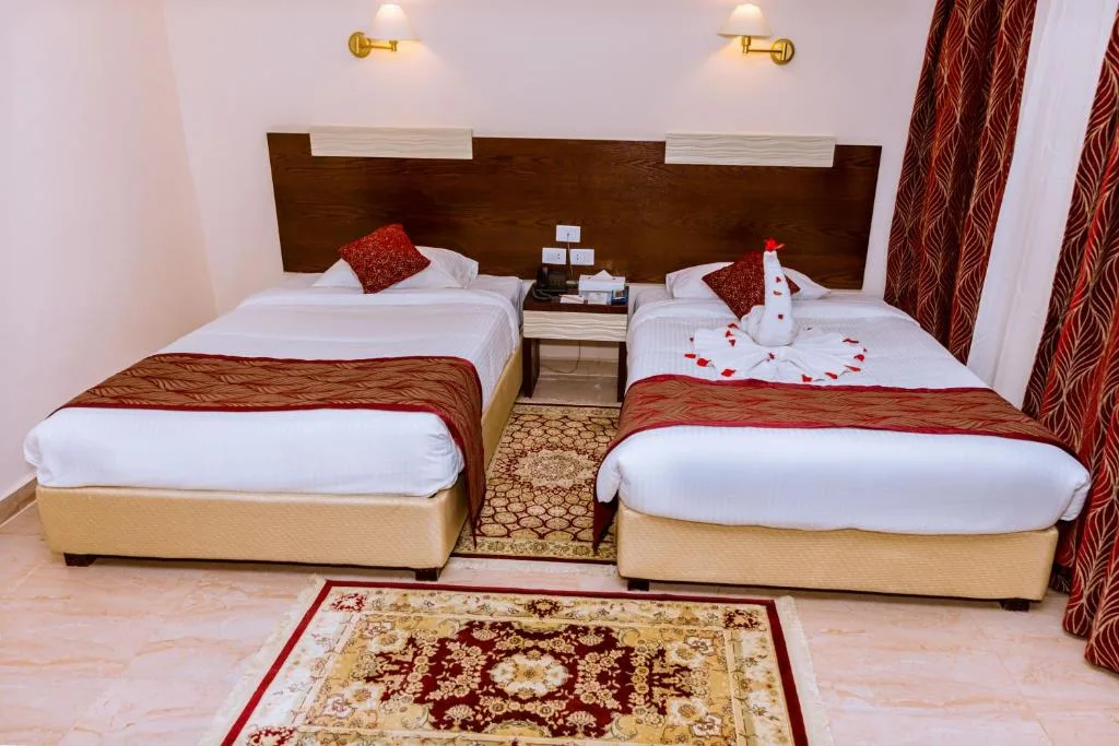 Golden Beach Resort: another view