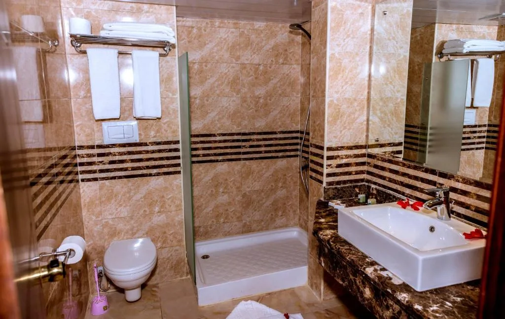 Golden Beach Resort: another view