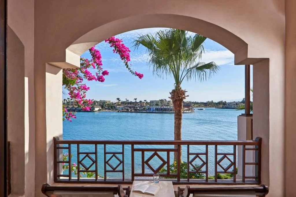 Hotel Sultan Bey Resort: another view