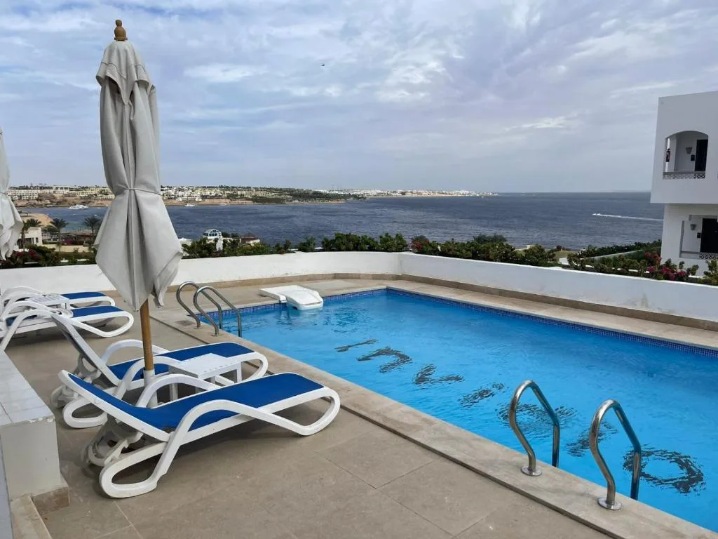 Invidia Coral Beach Tiran: another view