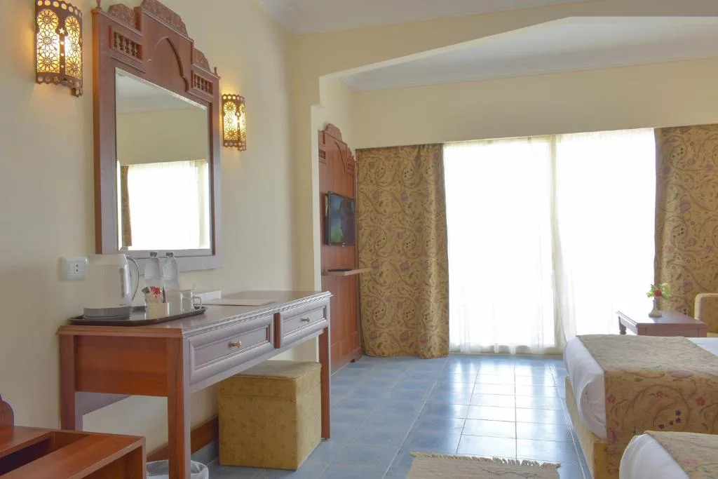 Jasmine Palace Resort: another view