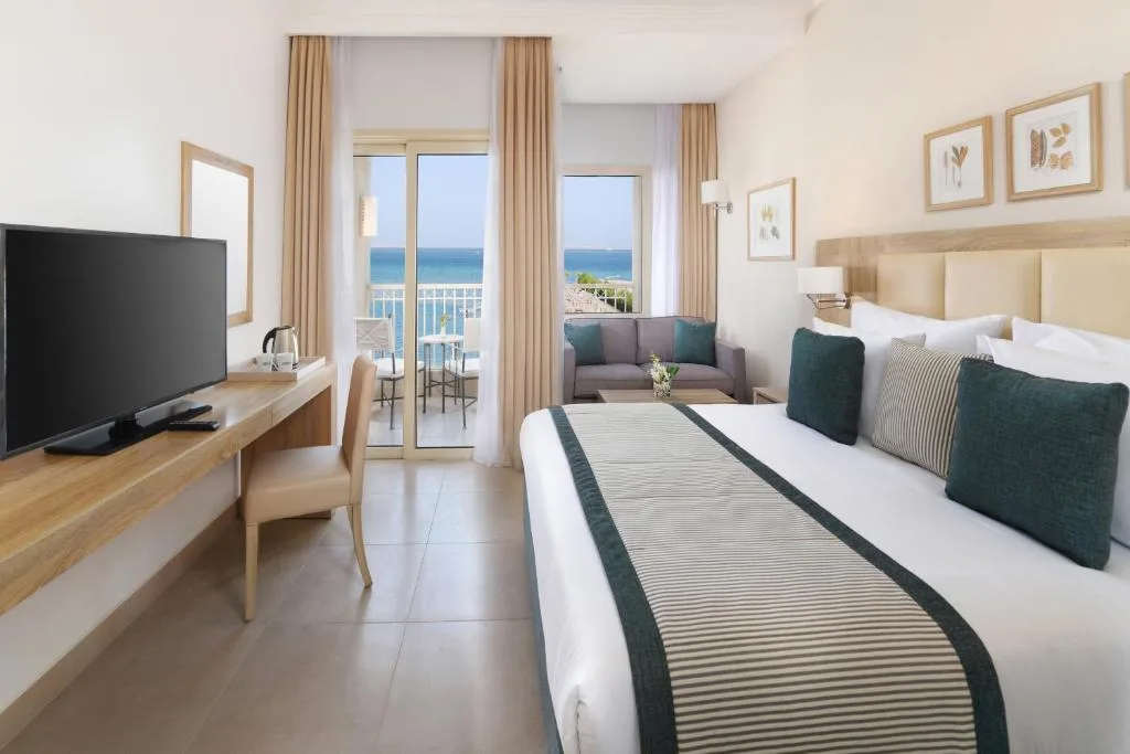 JAZ Elite Casa Del Mar Beach: another view