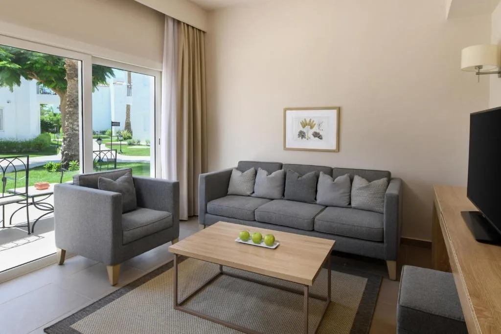 JAZ Fanara Residence: another view