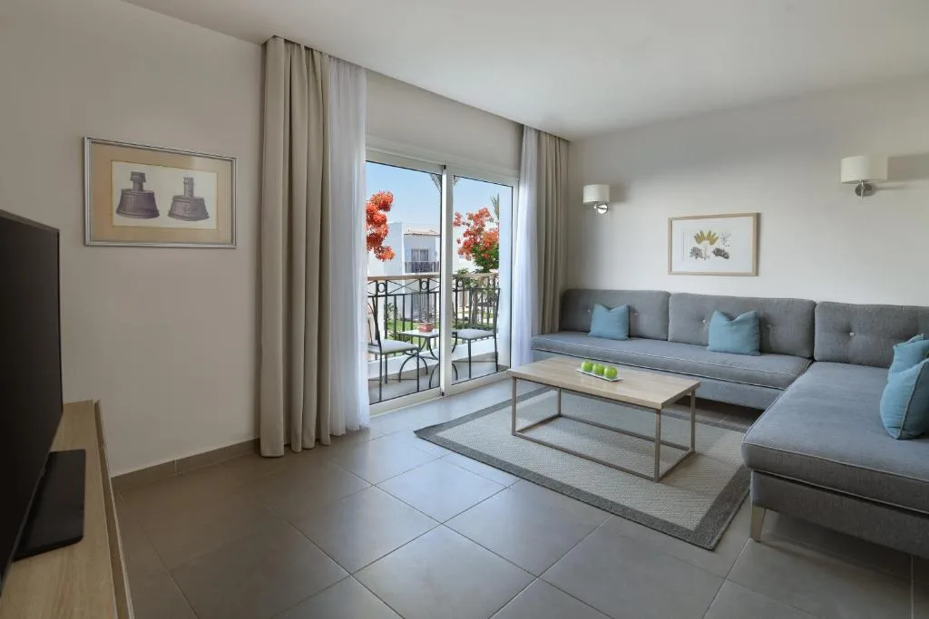 JAZ Fanara Residence: another view