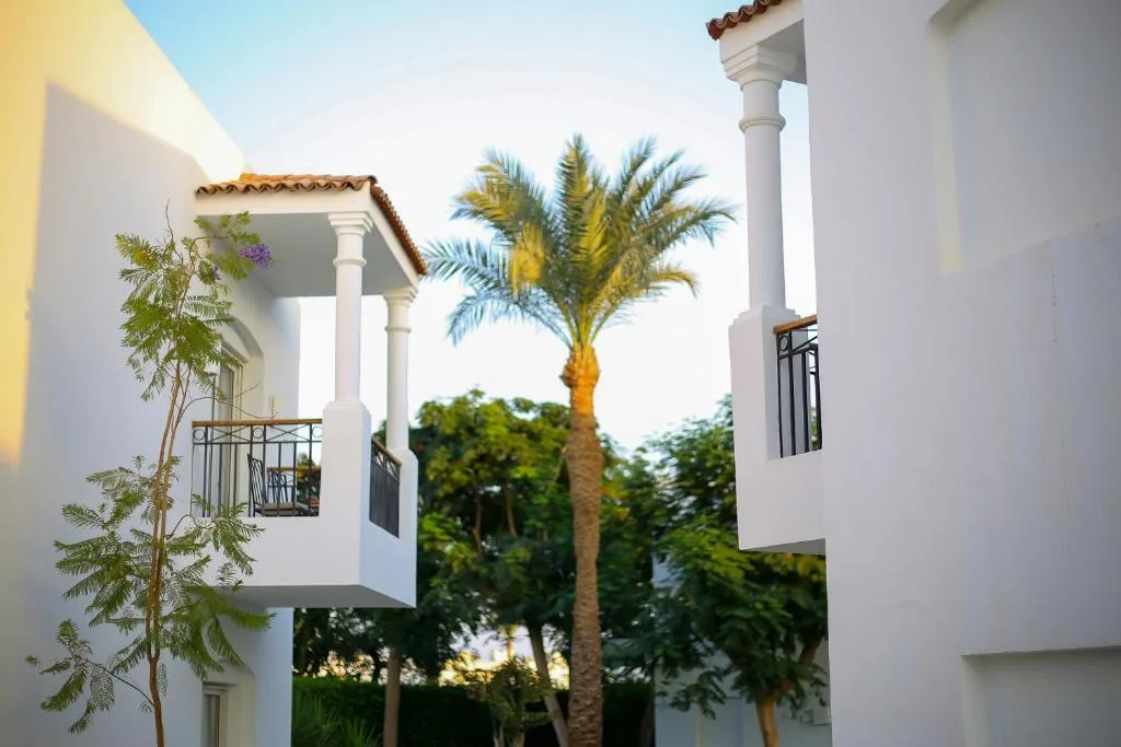 JAZ Fanara Residence: another view