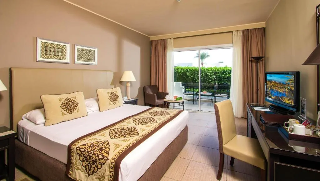 JAZ Fanara Resort: another view
