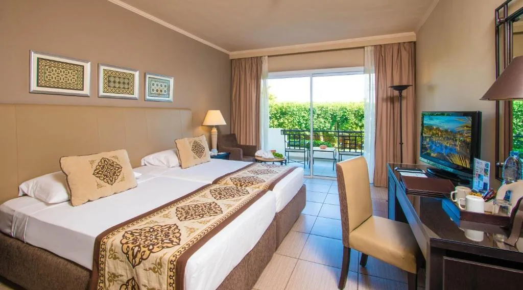 JAZ Fanara Resort: another view