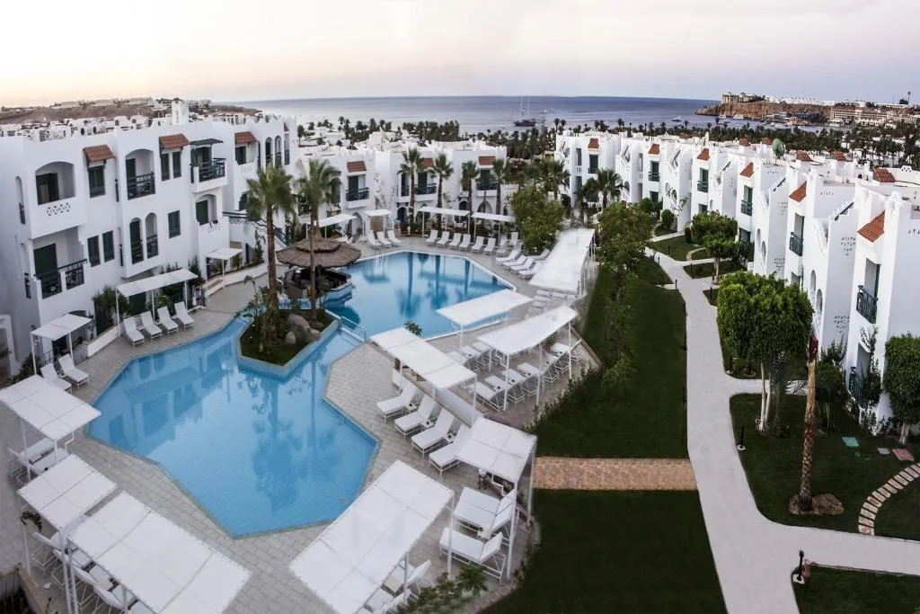 JAZ Neo Naama Bay: another view