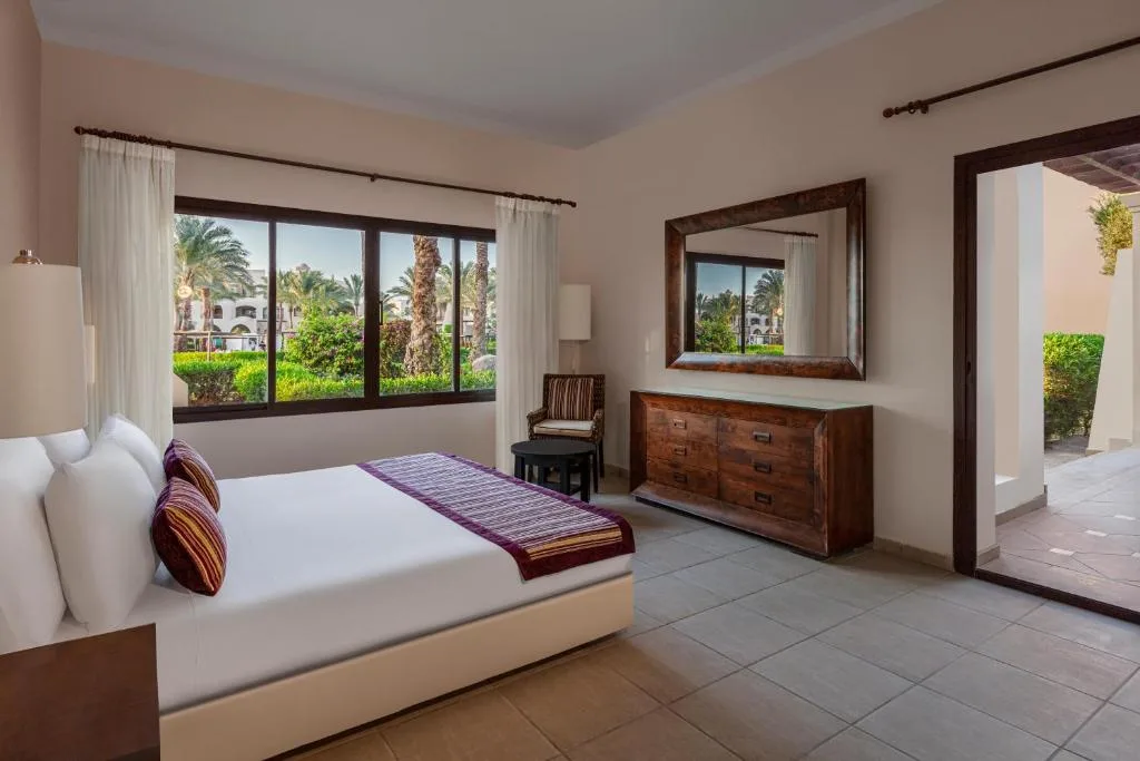 JAZ Neo Saraya Palms: another view