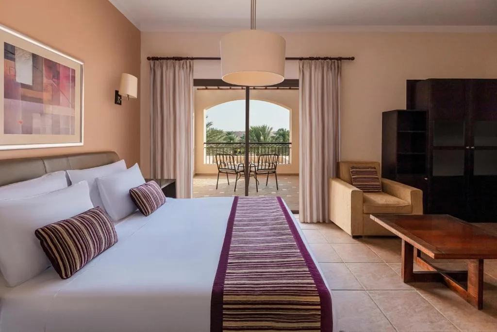 JAZ Neo Saraya Palms: another view
