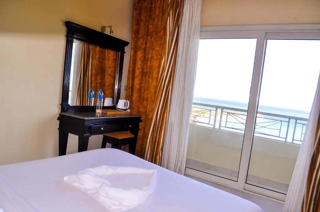 Magic Beach Hotel Hurghada: another view