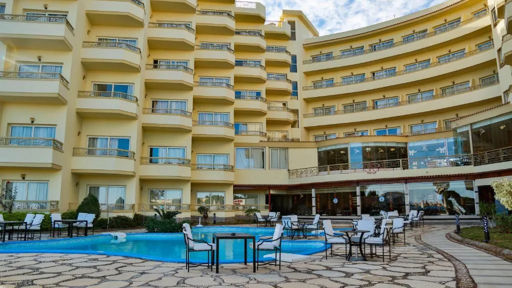 Magic Beach Hotel Hurghada: another view