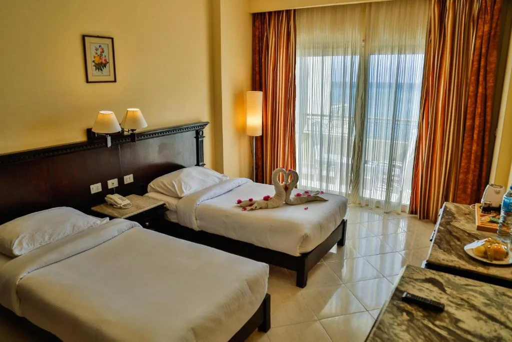 Magic Beach Hotel Hurghada: another view