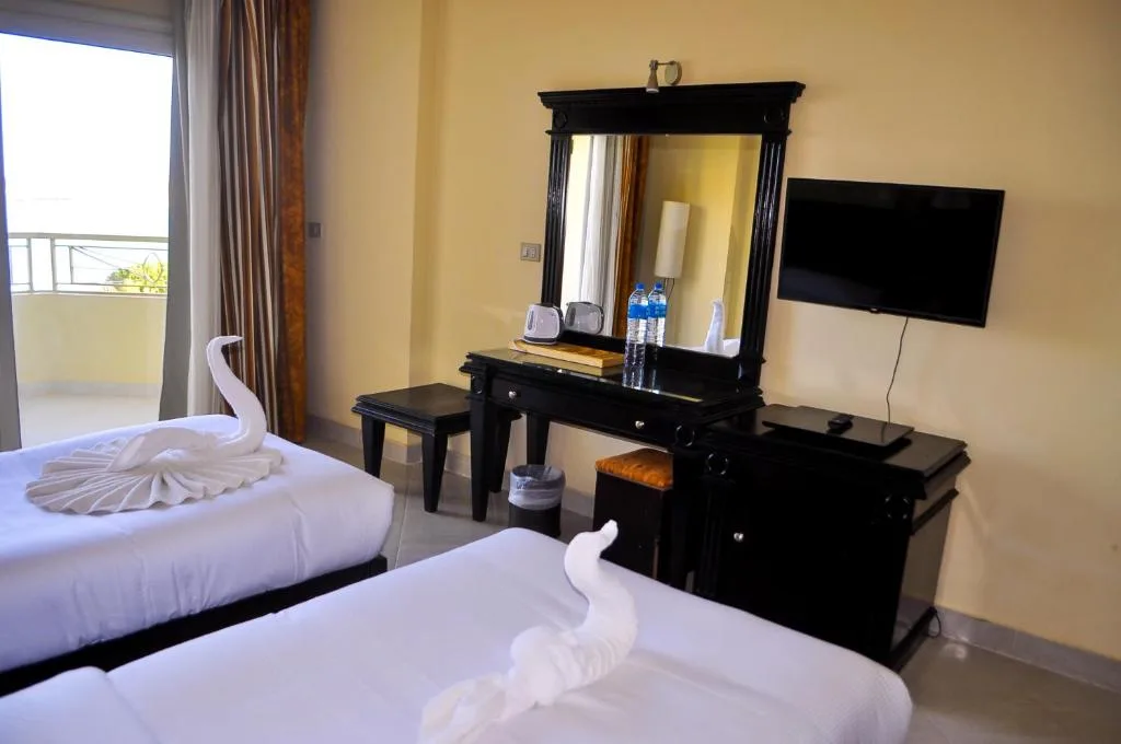 Magic Beach Hotel Hurghada: another view