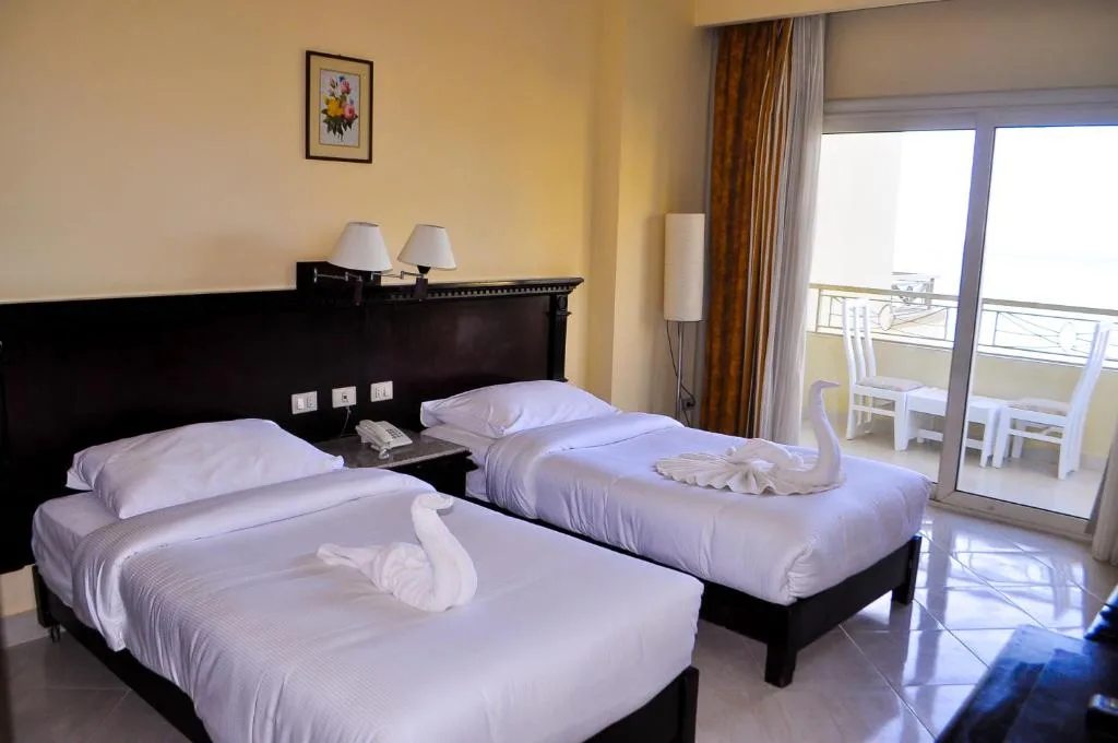 Magic Beach Hotel Hurghada: another view