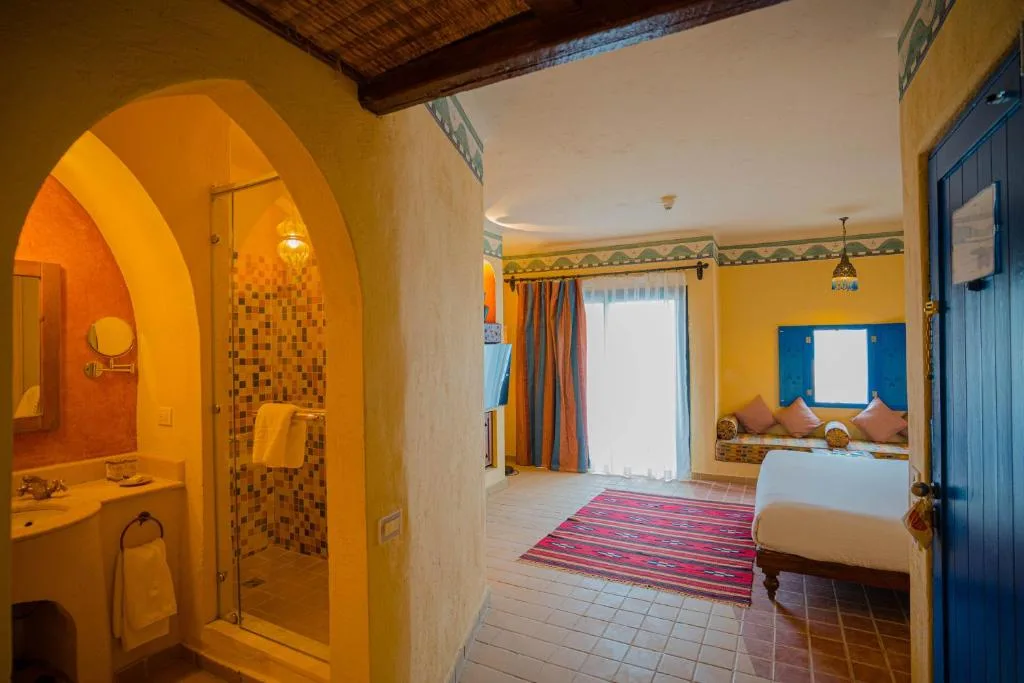 Marina Lodge at Port Ghalib: another view